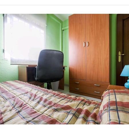 Piso Con Buena Red Wiffi Fibra Optica Alquiler De Habitaciones Sevilla Exteriér fotografie